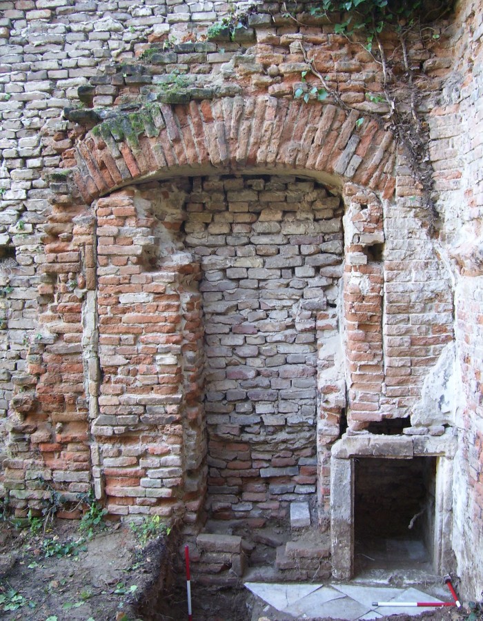 08