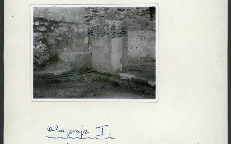 Az egykori Szt. Katalin domonkos apácakolostor templomának szentélyrekesztője a feltárás után (1936, MÉM MDK Fotótár)