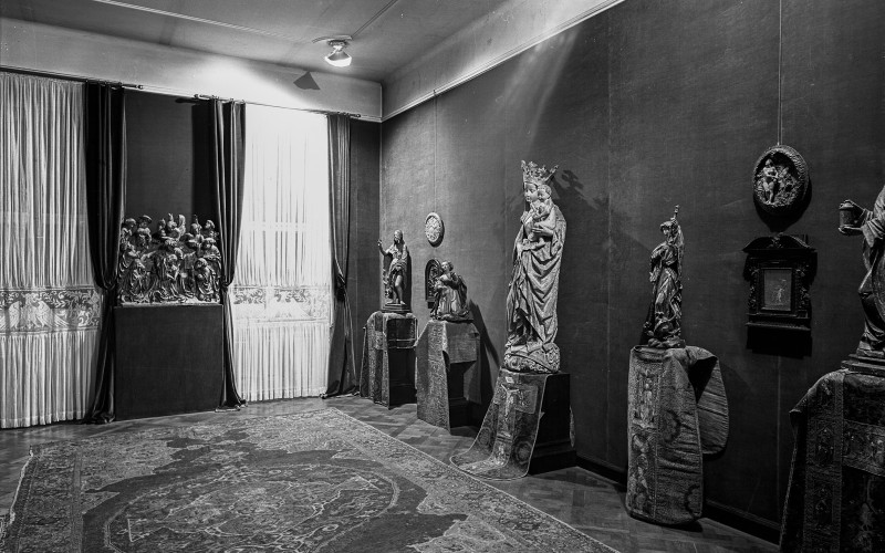 Bp. V. Széchenyi u. 5., Delmár Emil műgyűjteményének részlete (ltsz. 093.037cN)