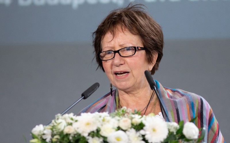 Ábrahám Vera