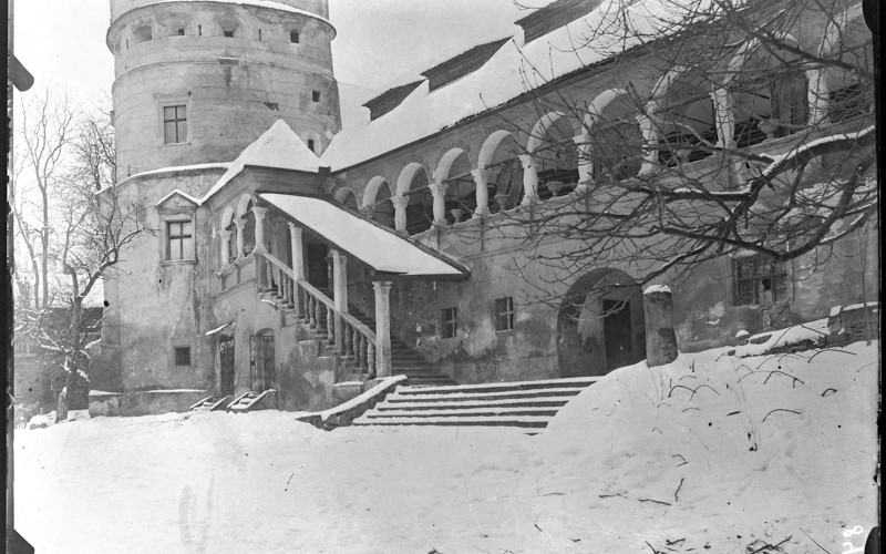 Díszlépcső a tornáccal, 1890-es évek vége, Gerecze Péter-hagyaték (MÉM MDK, Fotótár, ltsz. 078960P)