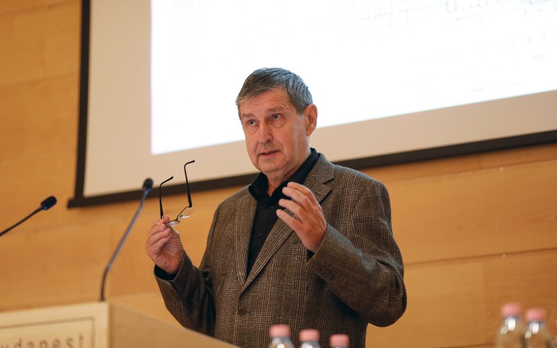 Dr. Kalmár Miklós