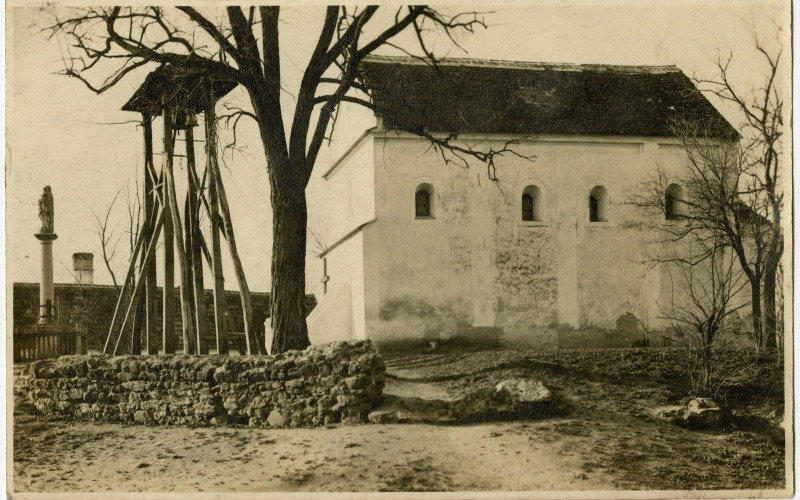 Apácatorna, római katolikus templom déli homlokzata, Lux Kálmán felvétele, 1939 körül, 239.737P MÉM MDK Fotótár. 