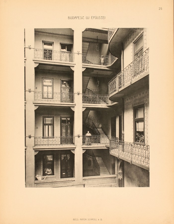 Budapest (XIII. ker.), Radnóti Miklós u. 4-6. – Komor Marcell és Jakab Dezső építészek, 1903. (Krayer-ház). Körfolyosó