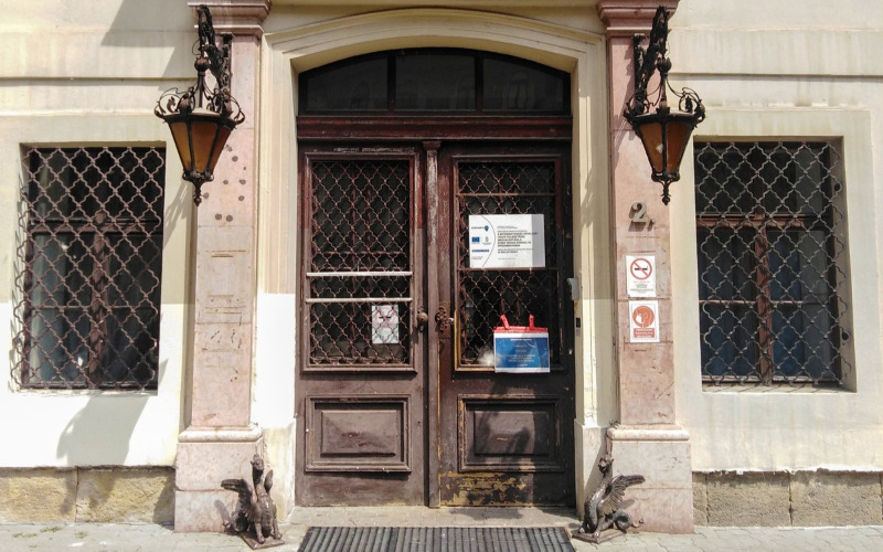 Szent Rókus Kórház bejárat, fotó: Dávid Eszter