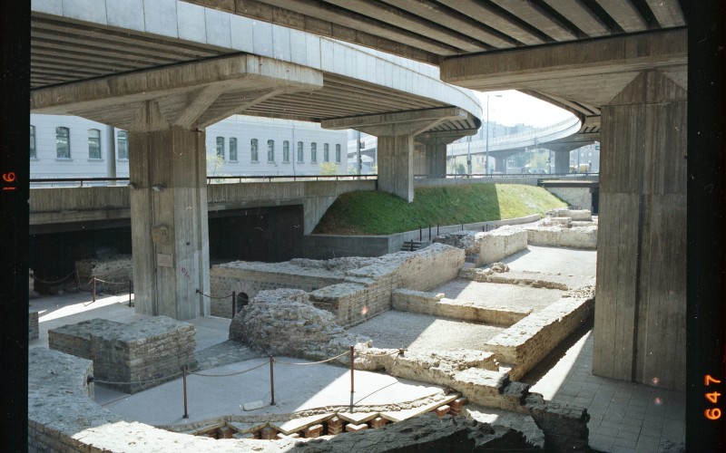 Budapest, Flórián tér, római katonai fürdő maradványai, 1986, Mihalik Tamás felvétele, MÉM MDK Fotótár ltsz. 122.357cN