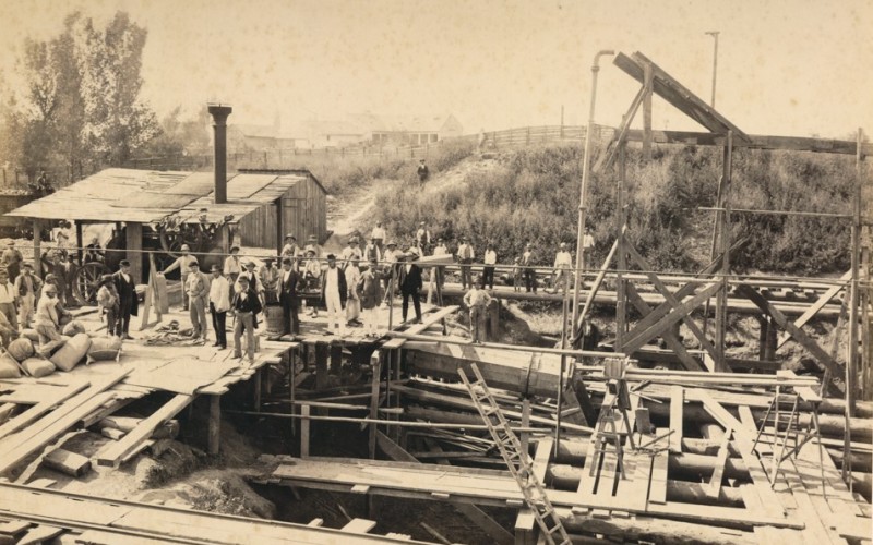 A szegedi Tisza-híd építése Letzter Lázár fényképein