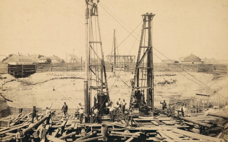 A szegedi Tisza-híd építése Letzter Lázár fényképein