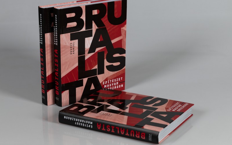 Kovács Dániel: Brutalista építészet Magyarországon. F. Tóth Gábor fotóival. MÉM MDK, Budapest, 2026