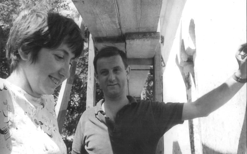 Koppány Tiborral a zalaszentmihályfai templom kutatásán, 1966. MÉM MDK, Tudományos Irattár, Lymbus, ltsz. K 1899.