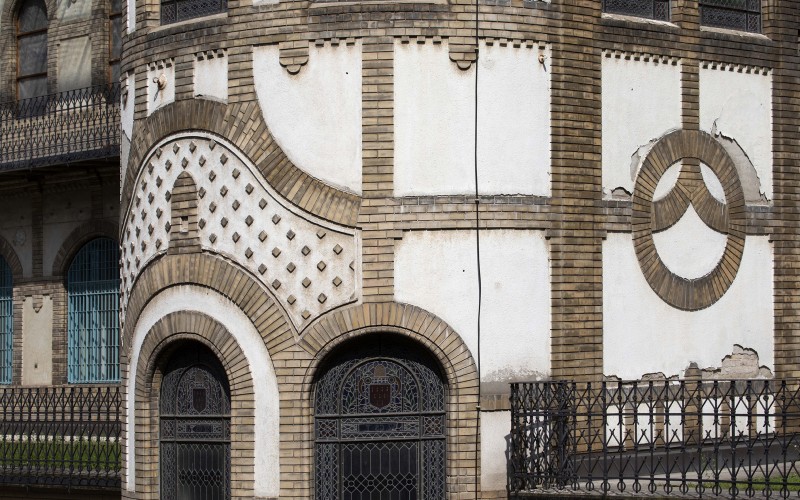 Szeged_Takarekpenztar_udvar